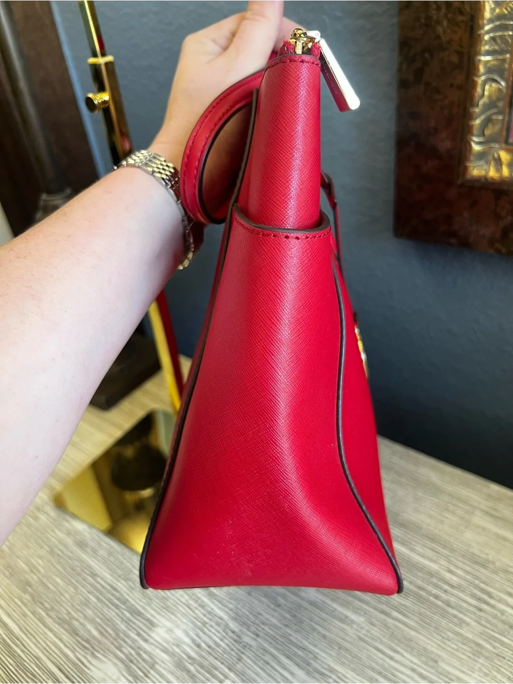 LIKE NEW!!! Michael Kors Bright Red Saffiano Leather Tote with Gold MK Charm - Picture 7 of 16
